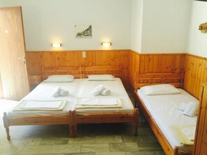 Studio, Mountain View (Triple) | Free cribs/infant beds, free WiFi - Villa Meroulas (Skiathos)