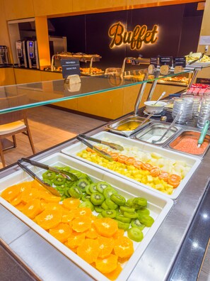 Tägliches inbegriffenes Frühstücksbuffet