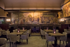 Desayuno a la carta diario (EUR 13.95 por persona)