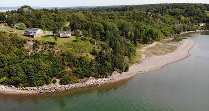 Still Point Lodge & Cottages