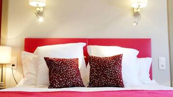 Premium tweepersoonskamer | Een kluis op de kamer, geluiddichte muren, gratis babybedden