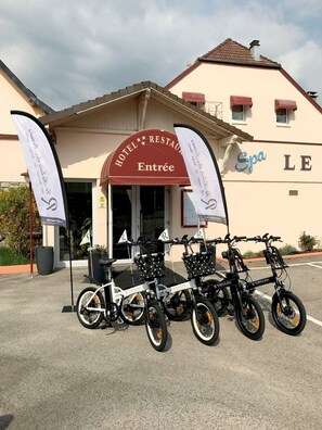 Front of property - Hôtel le Relais des Moines (Villersexel)