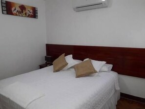 Double Room, 1 Double Bed