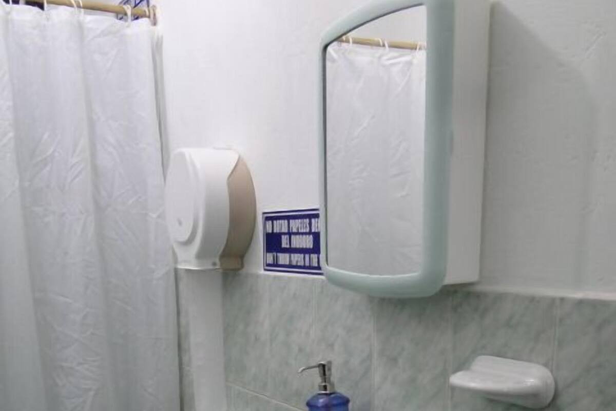 Twin Room, 2 Single Beds | 1 bedroom, desk, iron/ironing board, free WiFi