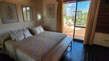 Bungalow, Lake View | Peti besi dalam bilik, langsir/tirai gelap terus