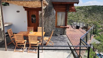 Bungalow, Seeblick | Speisen im Freien