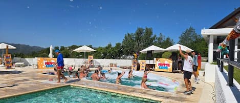 3 outdoor pools, open 9:00 AM to 9:00 PM, pool umbrellas, sun loungers