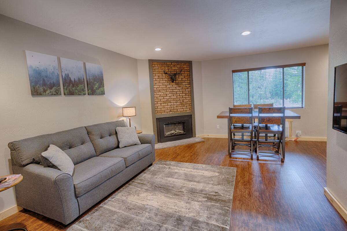 Cabin, 1 Bedroom (1 King Courtyard)