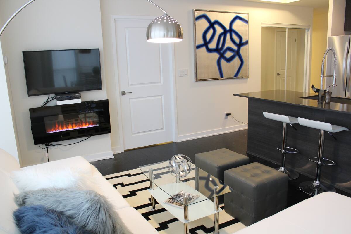 Condo ejecutivo, 2 habitaciones, chimenea, vista a la ciudad (1) | Wifi gratis 
