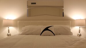 エグゼクティブ コンドミニアム 2 ベッドルーム 暖炉 シティビュー (2)