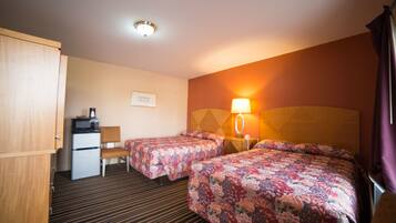 Bureau, chambres insonorisées, fer et planche à repasser, Wi-Fi gratuit