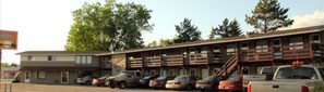 Exterior - Lakeshor Motor Inn (Virginia)
