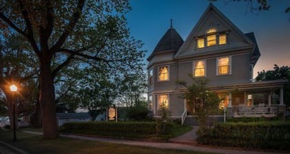 McConnell Inn