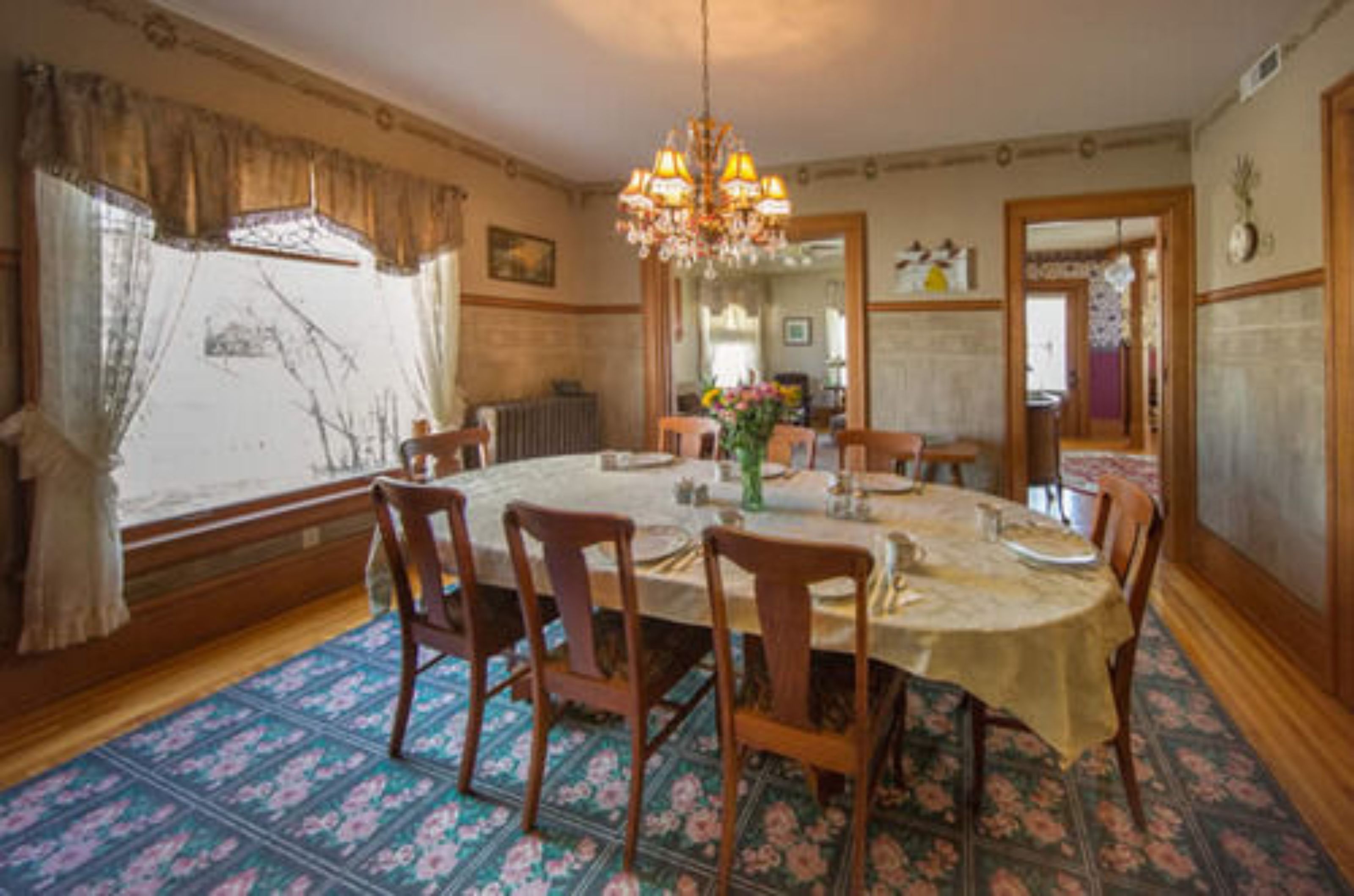 Free daily full breakfast