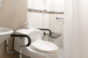 Amenidades de baño gratuitas y toallas