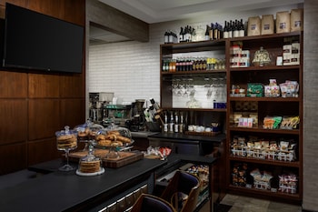 Snack bar at Distrikt Hotel New York City, Tapestry Collection by Hilton