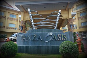 Front of property - Tanza Oasis Hotel and Resort (Tanza)