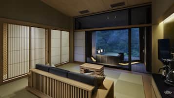 Luxury Twin Room, Non Smoking (A type, Dinner time 19:00 or 19:30) | 1 bedroom, minibar, in-room safe, blackout curtains