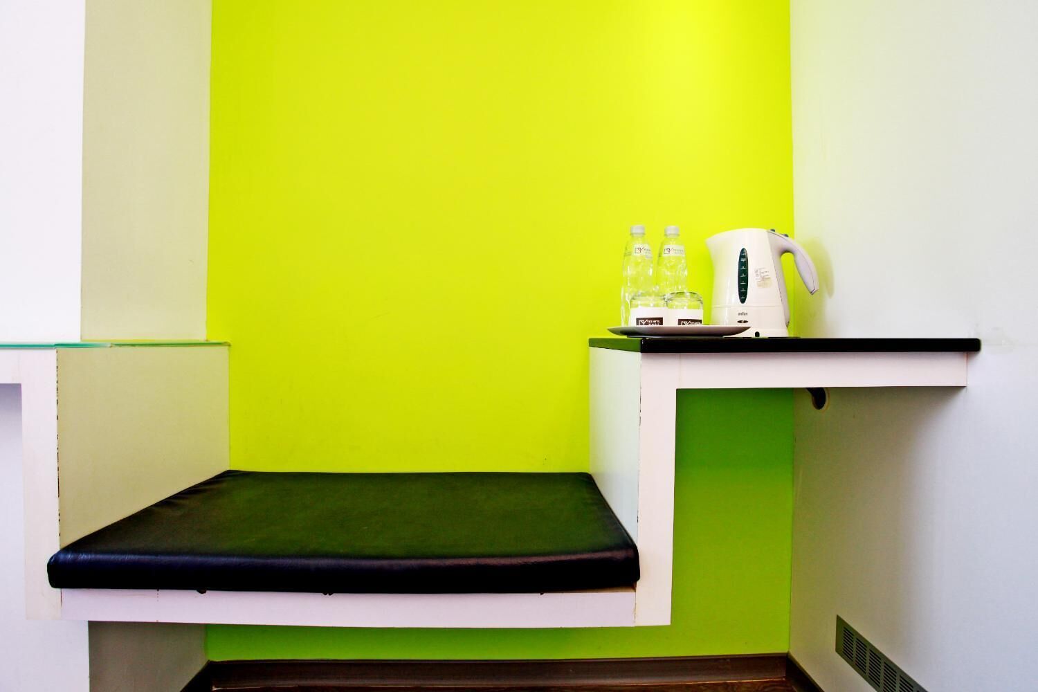 1 bedroom, in-room safe, desk, blackout curtains