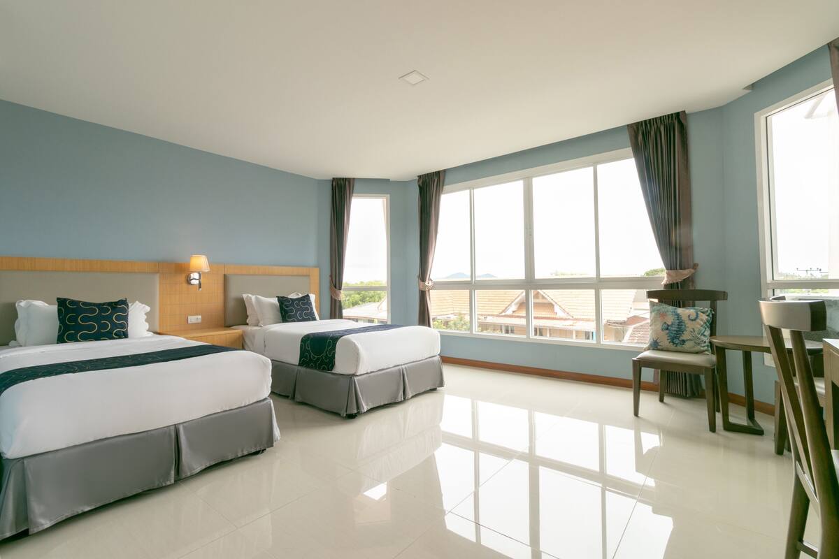 Desk, free WiFi, bed sheets