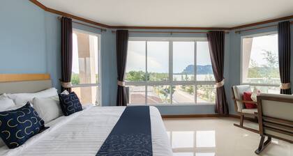 Golden Beach Boutique Resort