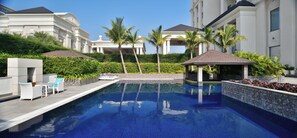 Outdoor pool, open 8:00 AM to 8:00 PM, lifeguards on site - Sheraton Grand Palace Indore (Indore)