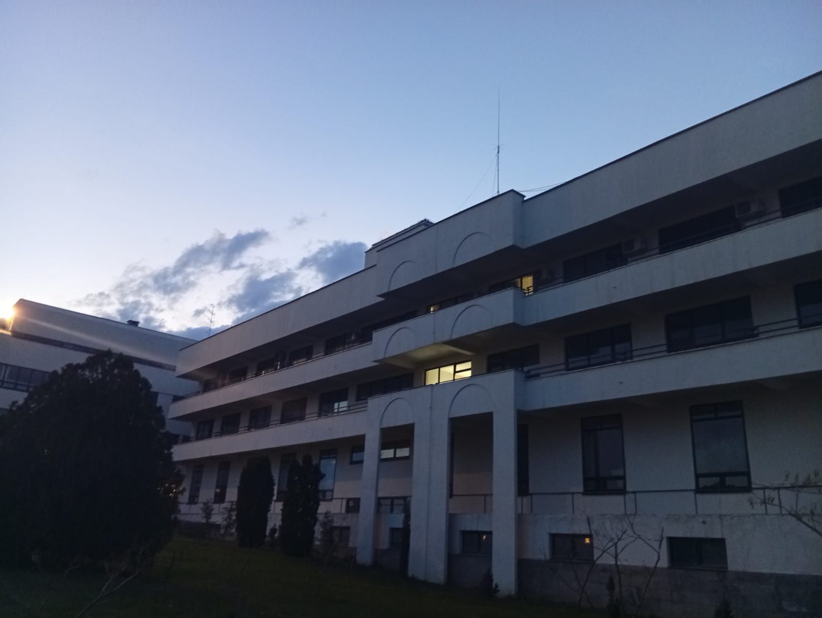 Façade de l’hébergement - soirée/nuit