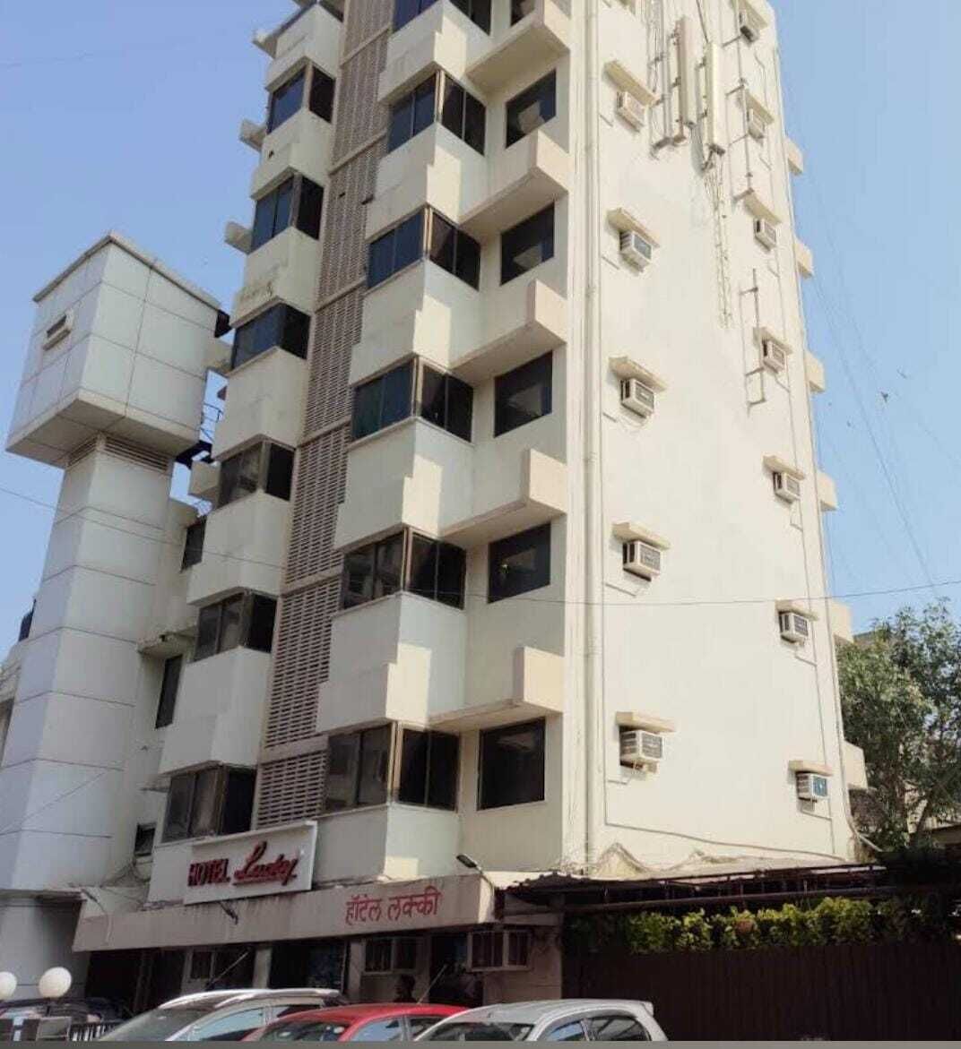 Photo - Hotel Lucky Bandra