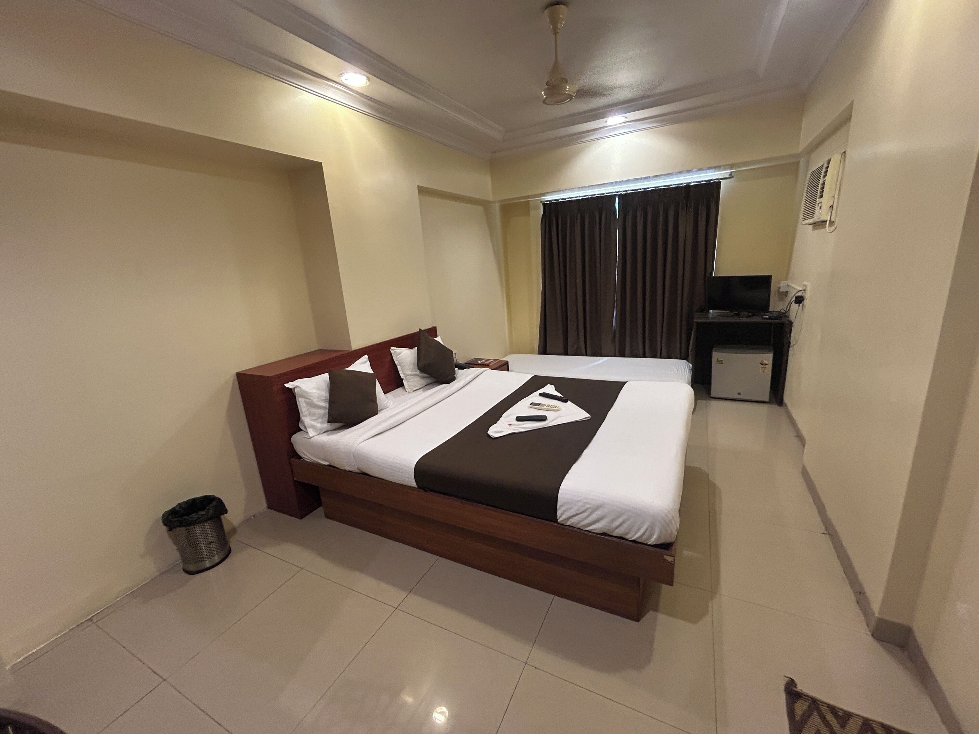 Foto - Hotel Lucky Goregaon