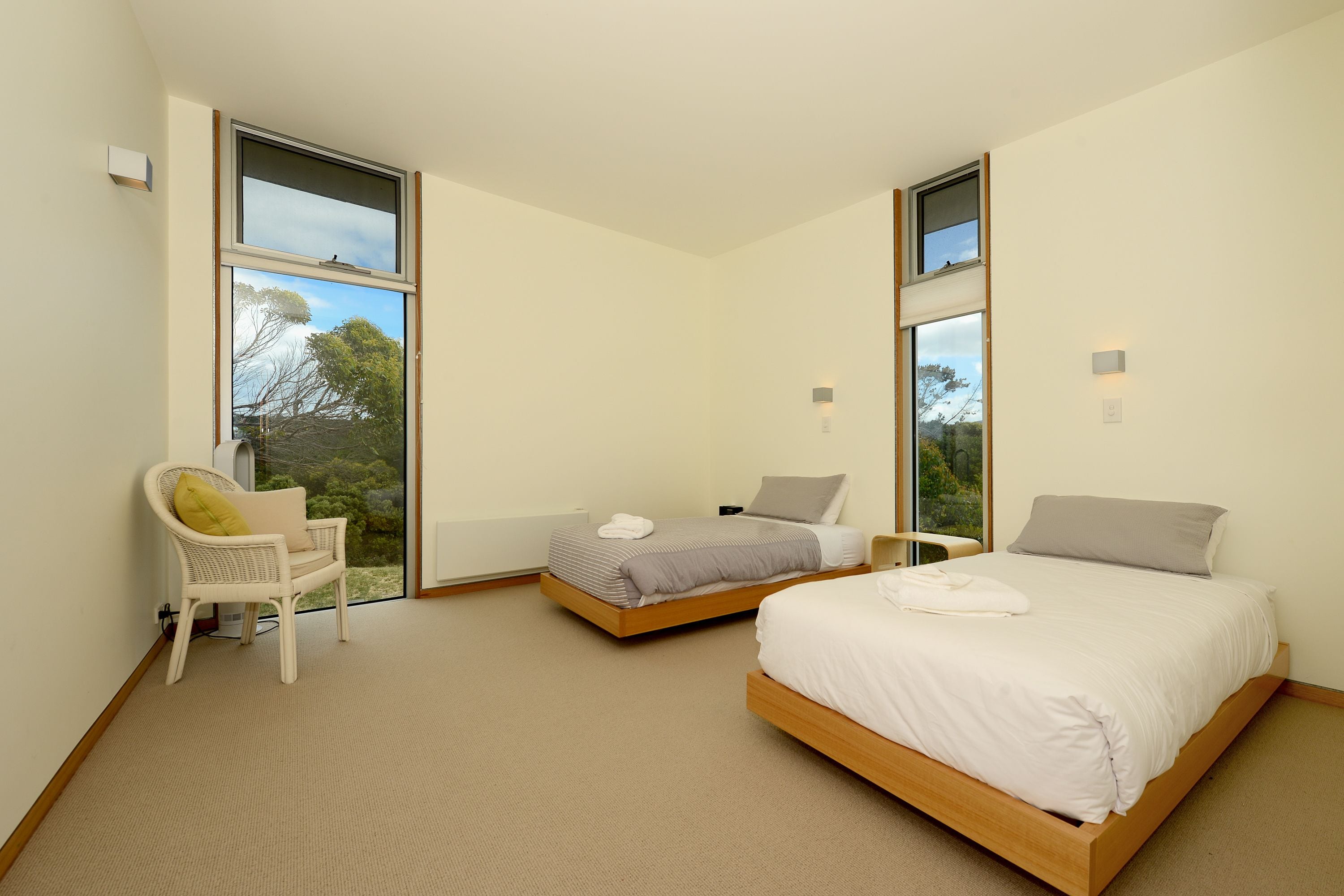 3 bedrooms, premium bedding, soundproofing, iron/ironing board