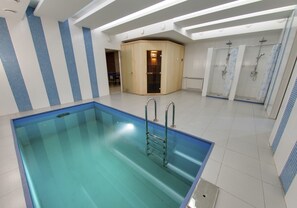 Piscina interna