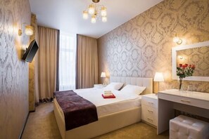 Suíte | Frigobar, cofres nos quartos, escrivaninha, cortinas blackout