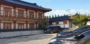 Free self-parking - Lee Ga Hanok (Jeonju)