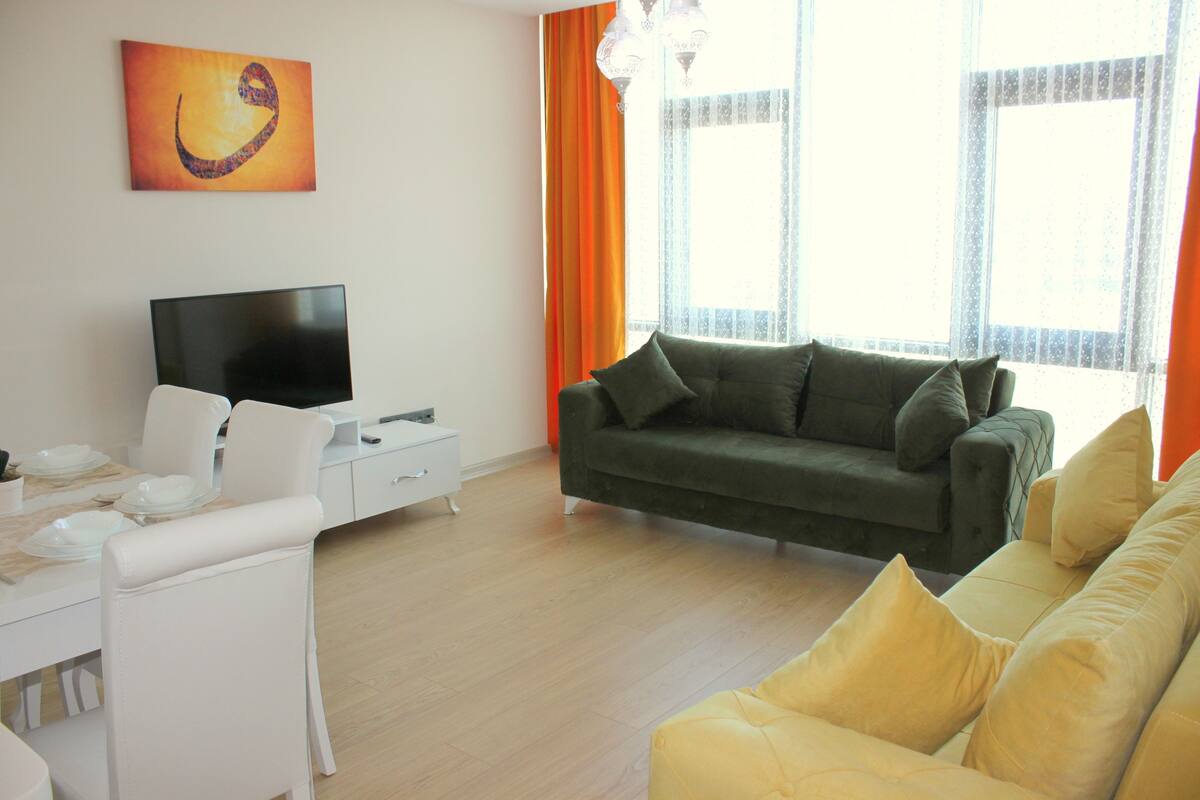 Apartment, 1 Bedroom | Living room