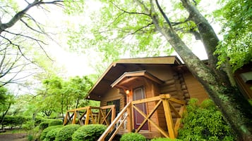 1 bedroom, individually decorated, individually furnished, free WiFi