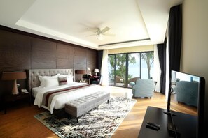 迷你吧、遮光窗帘、免费 WiFi