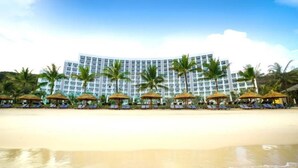 Beach - Vinpearl Nha Trang Bay Resort & Villas (Nha Trang)