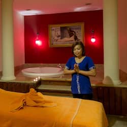 Sauna, steam room, Turkish bath, detox wraps, facials