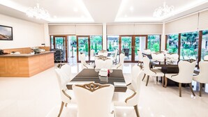 Unclassified image, 5 of 69, button - Au Place Hotel (Mueang Loei)