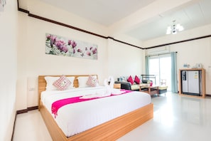 Double Bed Room | Minibar, skrivebord, blendingsgardiner og ekstrasenger (mot et tillegg)