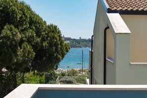 Apartment, 1 Bedroom, Sea View | Premium bedding, in-room safe, soundproofing, iron/ironing board - Appartamenti Marina Salivoli (Piombino)