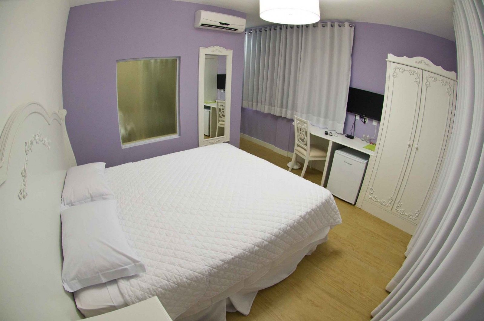 standard room | minibar, desk, blackout curtains, iron/ironing board