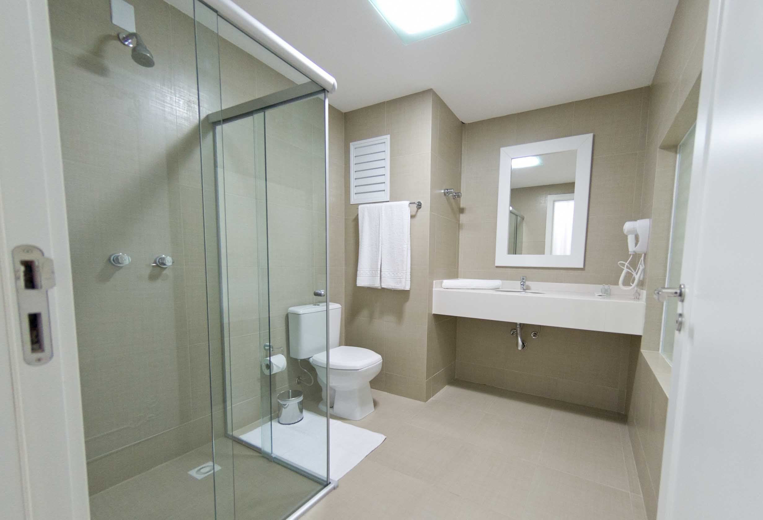 luxury room | bathroom | shower, free toiletries, hair dryer, towels