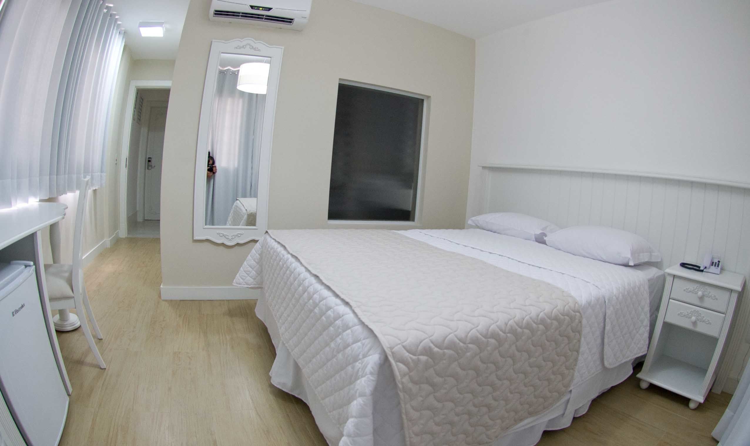 luxury twin room | minibar, desk, blackout curtains, iron/ironing board