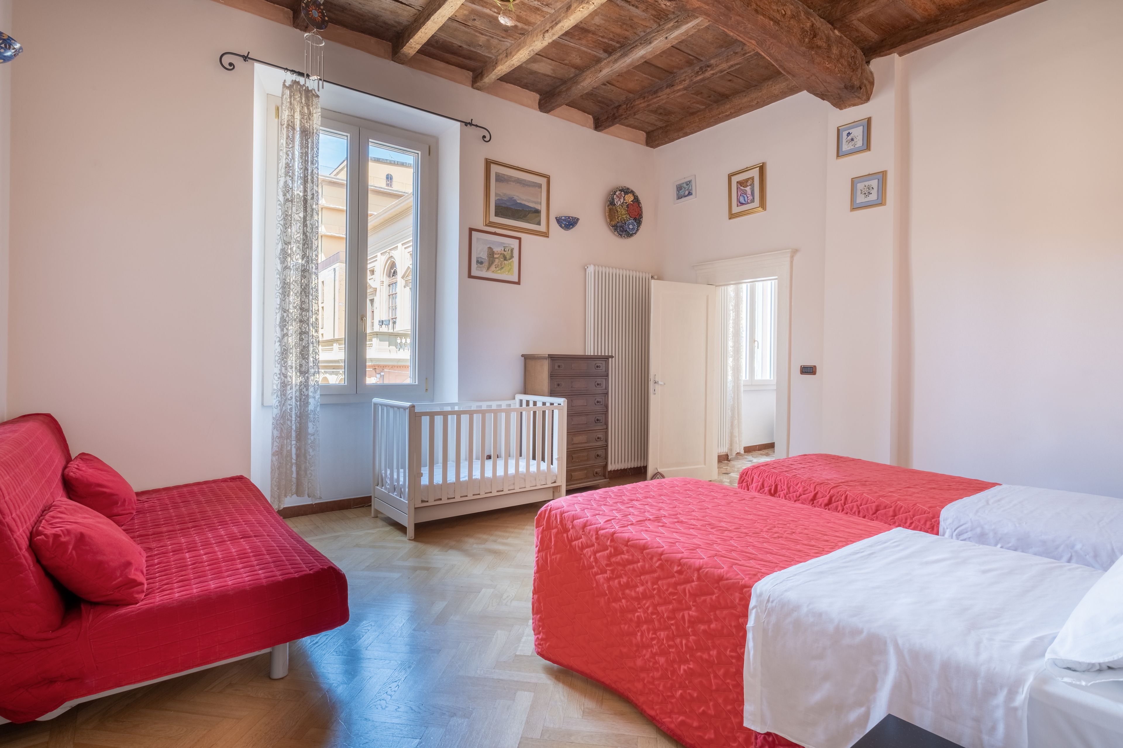 公寓式客房, 2 间卧室 | 2 多间卧室、高档床上用品、隔音、熨斗/熨衣板