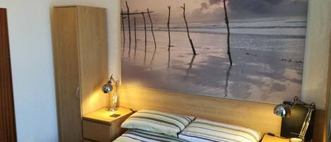 Dobbeltrom, eget bad | Wi-fi (inkludert) og sengetøy