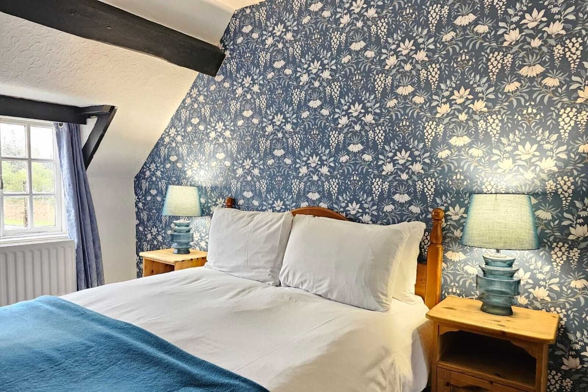 Seymour Room