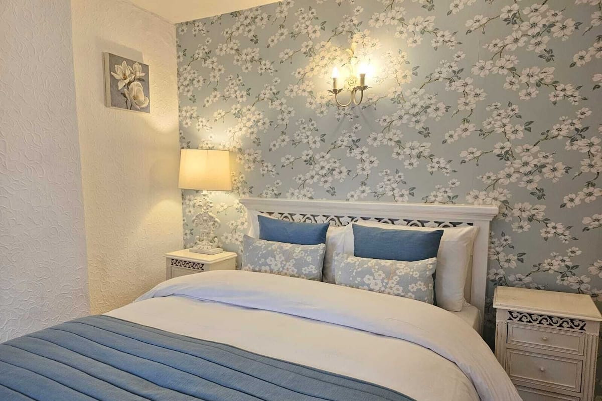 Boleyn Room