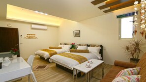 Roupas de cama premium, edredons de pluma, escrivaninha