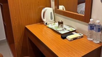 Desk, soundproofing, iron/ironing board, free WiFi